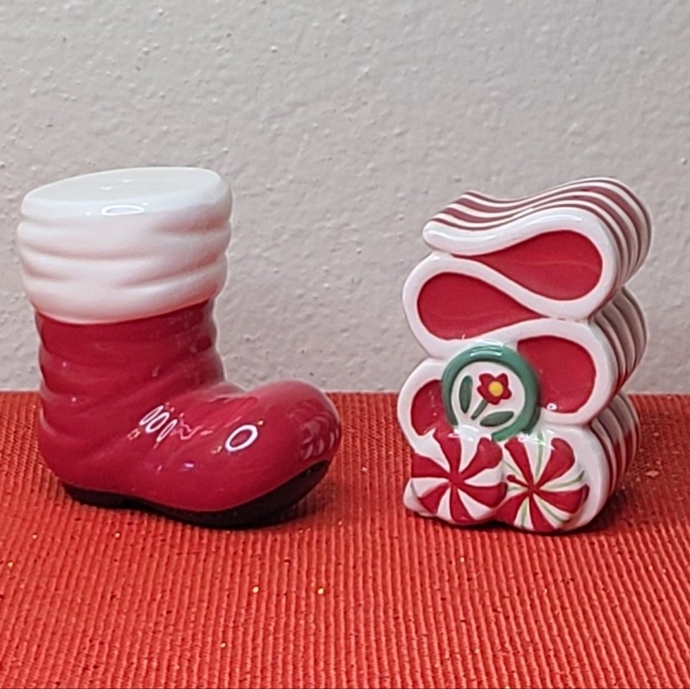Fitz & Floyd Christmas Salt & Pepper Shakers